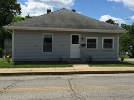 1017 W 11th St in Bloomington, IN - Building Photo
