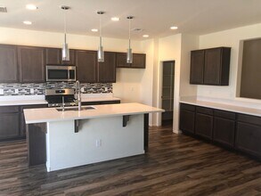 4214 W Winston Dr in Phoenix, AZ - Building Photo - Building Photo