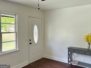 1322 S Hicks Cir NW in Conyers, GA - Building Photo - Building Photo