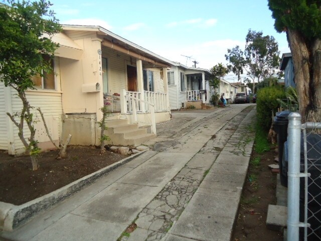 1418-1422 Mohawk St in Los Angeles, CA - Foto de edificio - Building Photo