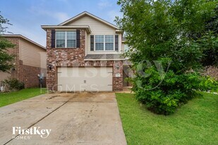 4717 Cedar Springs Dr in Fort Worth, TX - Building Photo