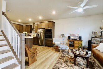 773 Mount Airy Ter NE in Leesburg, VA - Building Photo - Building Photo