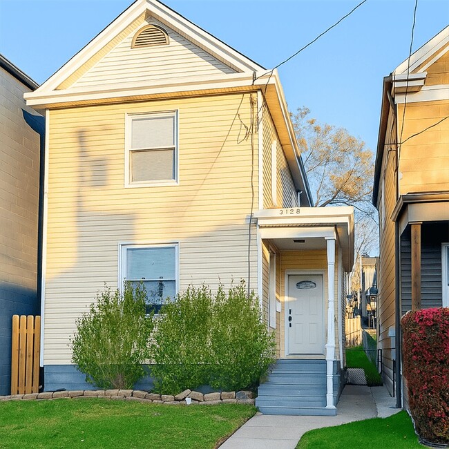 property at 5138 Globe Ave