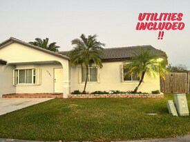 17185 SW 145th Ave in Miami, FL - Building Photo