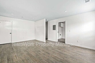 3012 Azalea Dr in North Charleston, SC - Building Photo - Building Photo