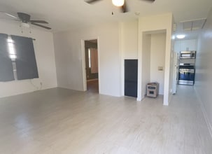 3104 Azalea Dr in North Charleston, SC - Building Photo - Building Photo