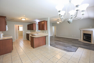 1907 SW Columbus Rd in Bentonville, AR - Building Photo - Building Photo