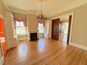 226 E Gwinnett St in Savannah, GA - Building Photo - Building Photo