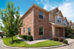 11003 Paterno Dr in Houston, TX - Building Photo