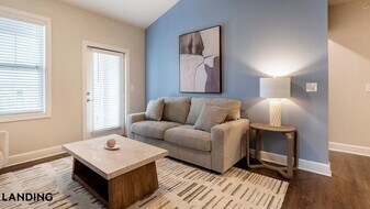 3000 Daventry Cir, Unit 4304 in Greer, SC - Building Photo