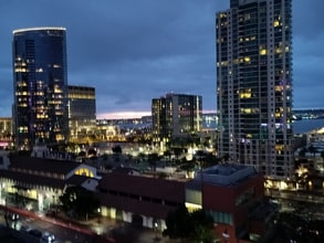 1240 India St, Unit 1203 in San Diego, CA - Building Photo - Building Photo