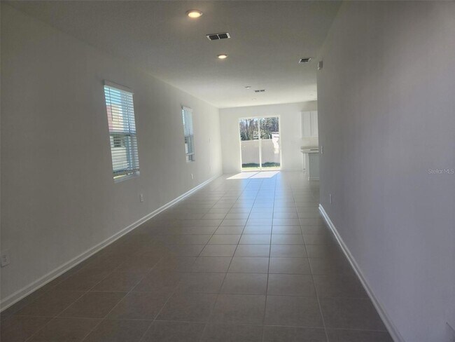 2724 Skyline Lp in Kissimmee, FL - Building Photo - Building Photo