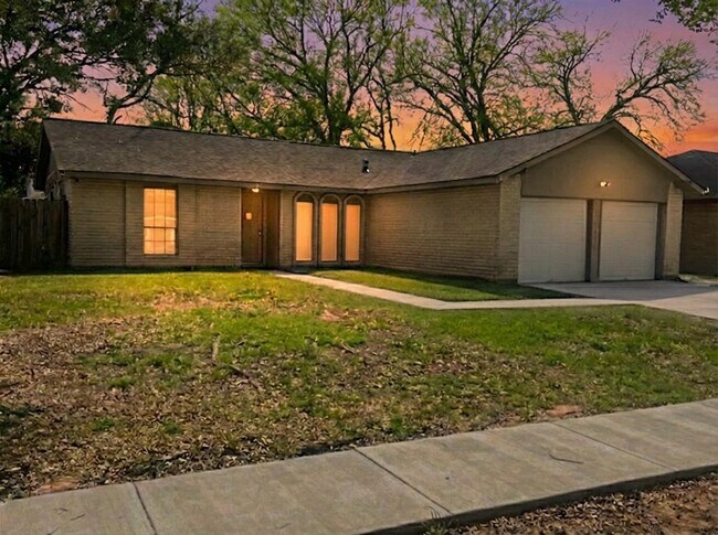 property at 10410 Kirkglen Dr