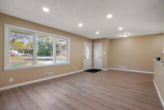 7961 59th Ave N in Minneapolis, MN - Building Photo - Building Photo