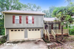 4131 Warren Rd in Flowery Branch, GA - Building Photo