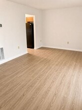 45264 Woodstown Way in California, MD - Building Photo - Building Photo