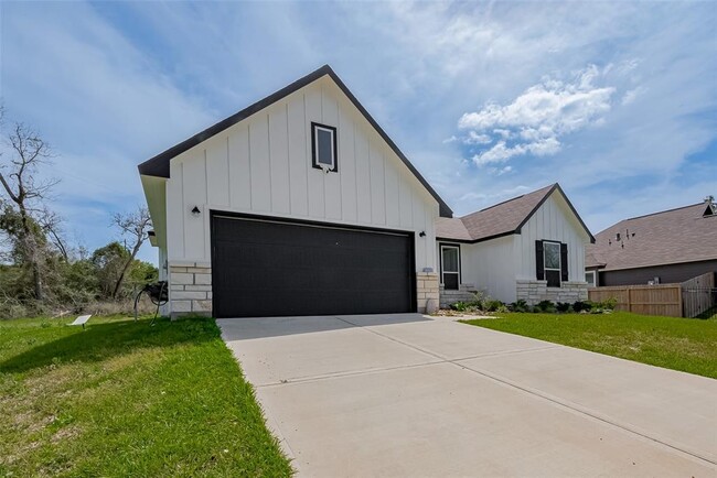 26553 Doe Ln in Hempstead, TX - Building Photo - Building Photo