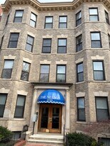 1733 20th St NW, Unit 302 in Washington, DC - Building Photo