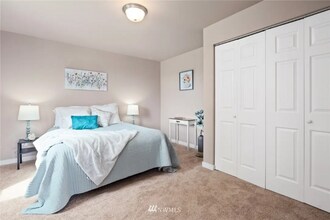 2190 Washington St in Ferndale, WA - Building Photo - Building Photo