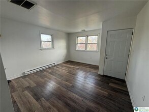 3426 N Front St in Hokendauqua, PA - Building Photo - Building Photo