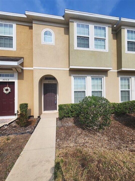 7010 Spotted Deer Pl in Riverview, FL - Building Photo