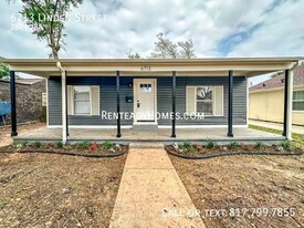6713 Linden St in Houston, TX - Building Photo