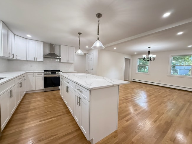 5 Middle St in Lexington, MA - Building Photo - Building Photo