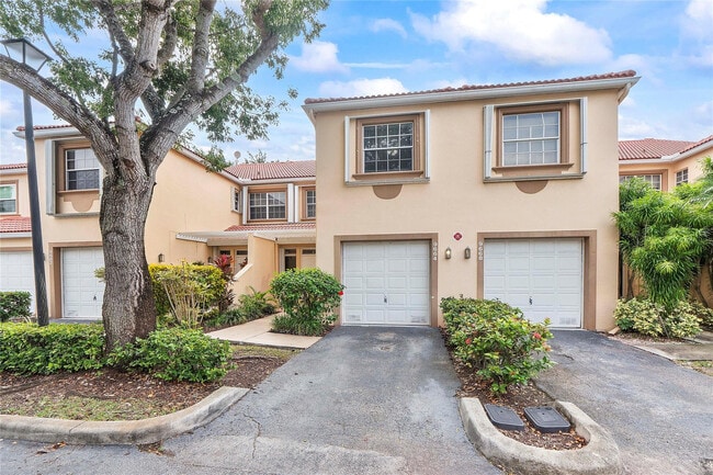 9664 Royal Palm Blvd in Coral Springs, FL - Building Photo - Building Photo