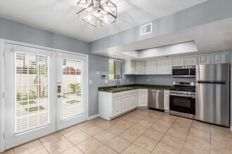 5262 Osman Ct in Las Vegas, NV - Building Photo - Building Photo