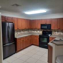 6258 Adriatic Way in Greenacres, FL - Building Photo - Building Photo