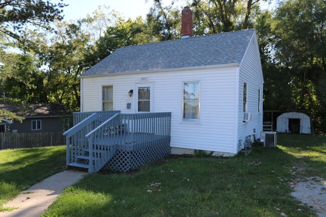 property at 1013 Doemland St