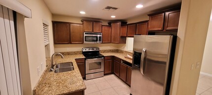 426 Carina Cir in Sanford, FL - Building Photo - Building Photo