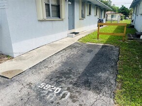 5920 Garfield St in Hollywood, FL - Building Photo - Building Photo