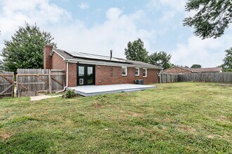 705 Bon Aire Dr in Elizabethtown, KY - Building Photo - Building Photo