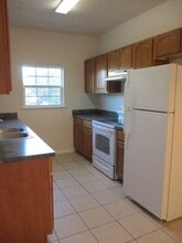 1577 NW 29 Rd in Gainesville, FL - Building Photo - Building Photo