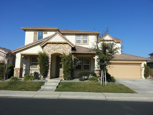 property at 1317 Oasis Ln