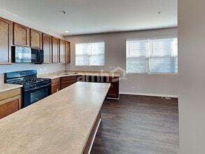 3832 Bailey Rd in Yorkville, IL - Building Photo - Building Photo