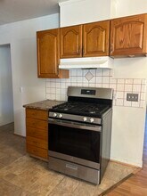 44330 Glenraven Rd in Lancaster, CA - Building Photo - Building Photo