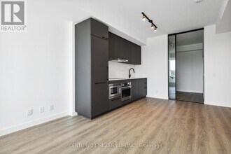 1050-1050 Eastern Ave in Toronto, ON - Building Photo - Building Photo