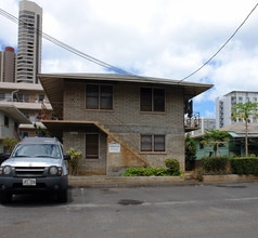 2729-2739 Kaaha St in Honolulu, HI - Building Photo - Building Photo