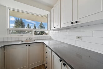 The Britannia in Calgary, AB - Building Photo - Building Photo