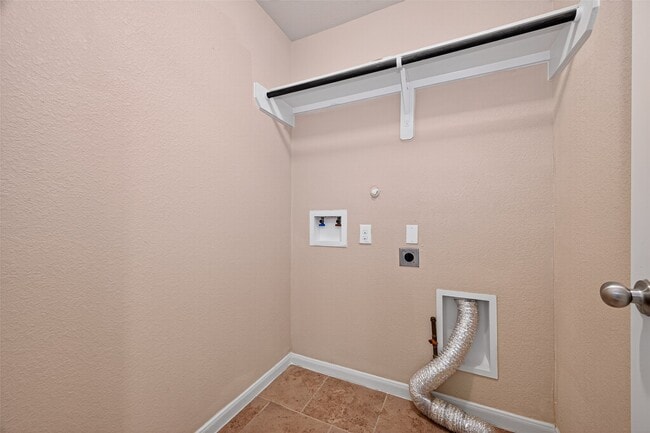 property at 5530 Casa Calvet Dr