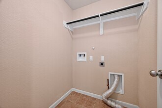 5530 Casa Calvet Dr in Katy, TX - Building Photo - Building Photo