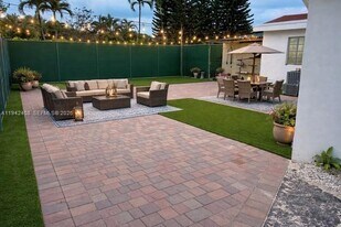 2340 SW 14th St in Miami, FL - Building Photo