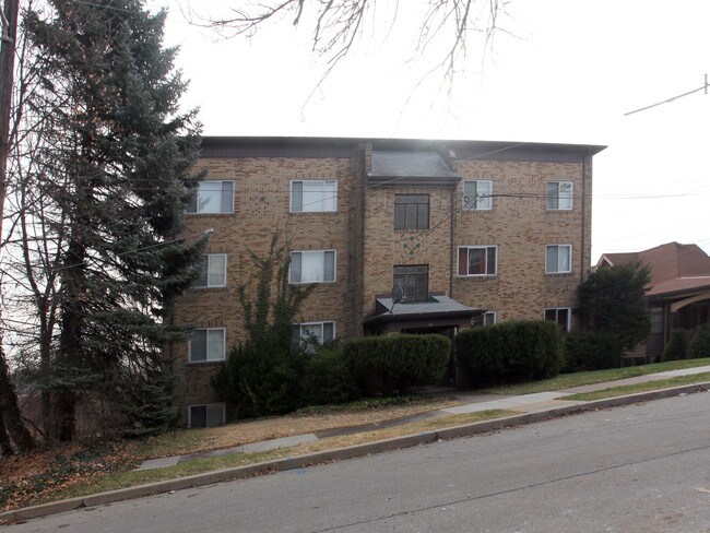 36 Cornell Pl in Pittsburgh, PA - Foto de edificio - Building Photo