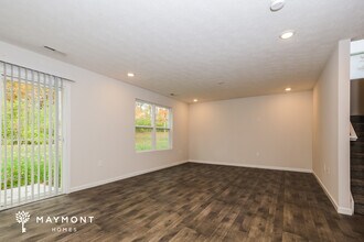 2233 Woodson Dr in Dayton, OH - Building Photo - Building Photo