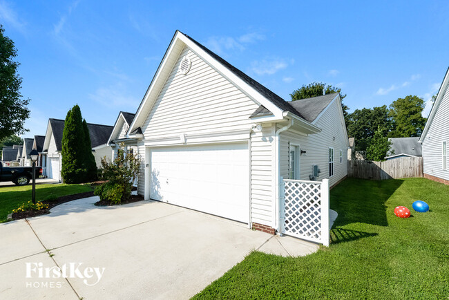 1946 Longmont Dr in Kernersville, NC - Building Photo - Building Photo