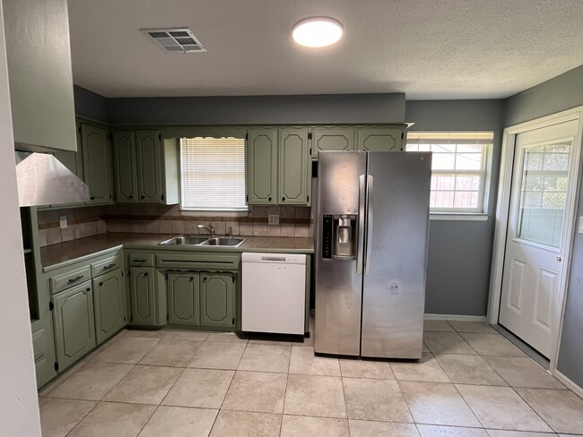property at 932 SW 1st St