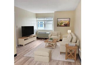 101 S Columbia St in Milledgeville, GA - Building Photo - Building Photo