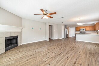 848 Meadowlark Dr in Saginaw, TX - Building Photo - Building Photo